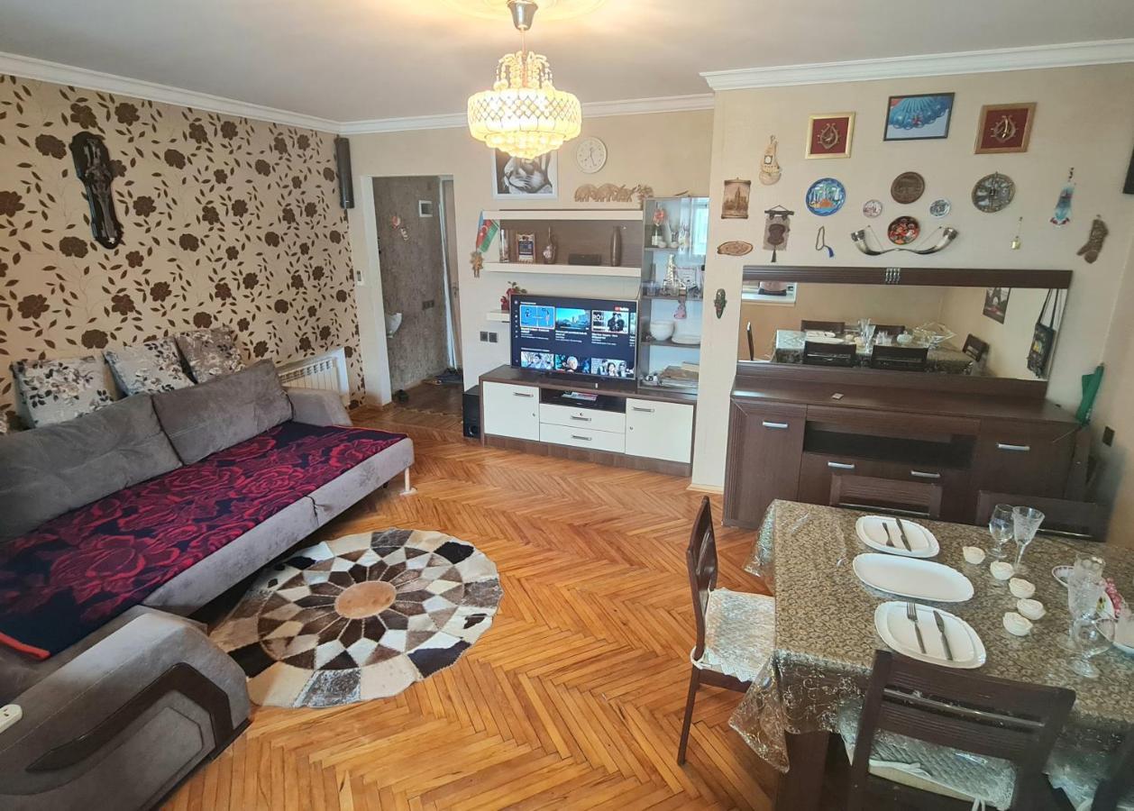 Comfortable, Close Center Apartment Баку Екстериор снимка