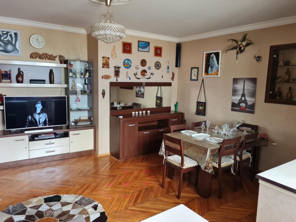 Comfortable, Close Center Apartment Баку Екстериор снимка