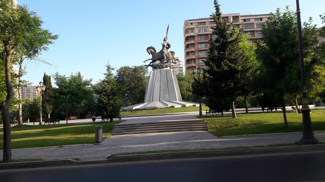 Comfortable, Close Center Баку Екстериор снимка