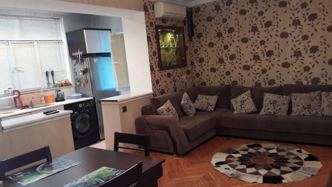 Comfortable, Close Center Баку Екстериор снимка